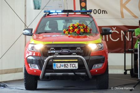 Slovesnost ob odprtju prizidka in prevzemu večnamenskega gasilskega vozila PGD Gozd (18)